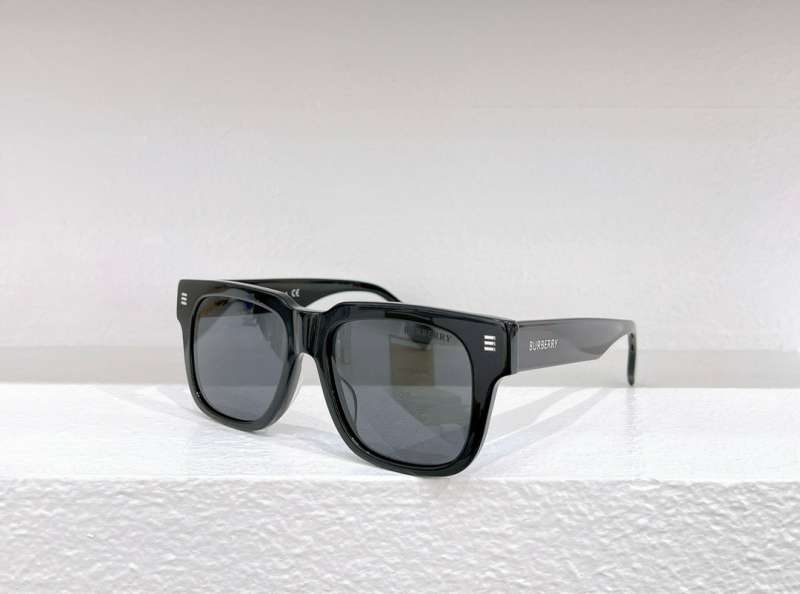 Picture of Burberry Sunglasses _SKUfw54095081fw